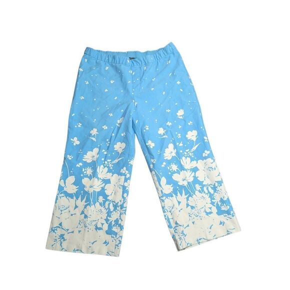 Isaac Mizrahi Live! Petite 24/7 Stretch Crop Wide-Leg Blue and White Floral Pant - Picture 1 of 7